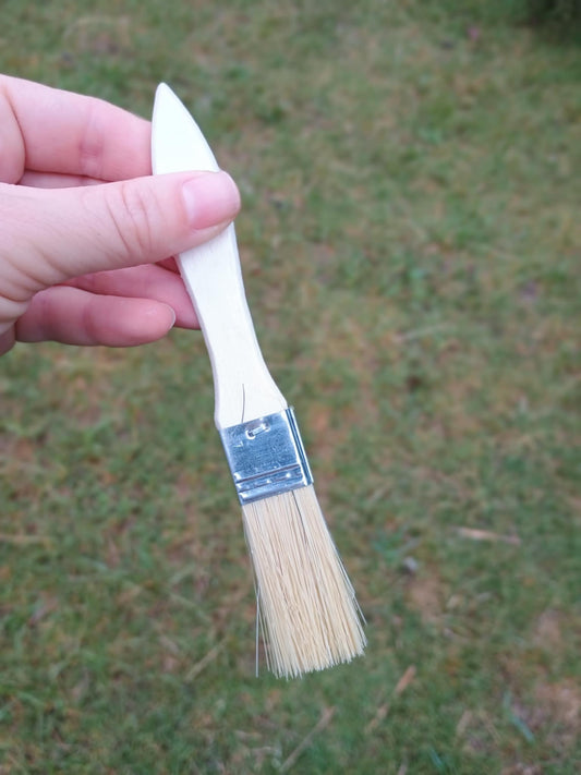 Paint Style Hoof Brush